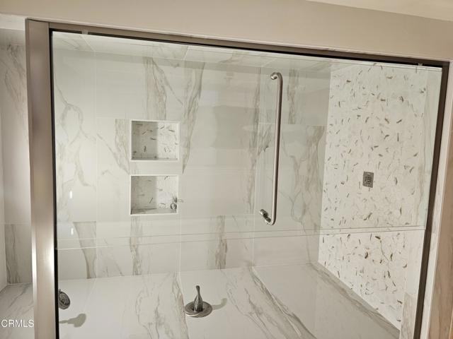 9682 Hillhaven Ave - Photo 2 of 8