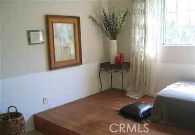 9658 Live Oak Ave - Photo 3 of 8