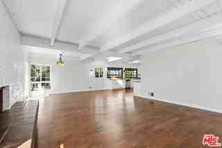 3900 Pacific Ave #1 - Photo 3 of 8