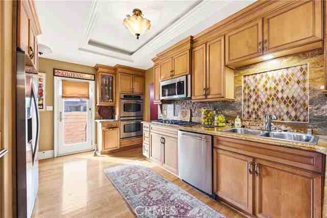 13412 Spinning Ave - Photo 3 of 8