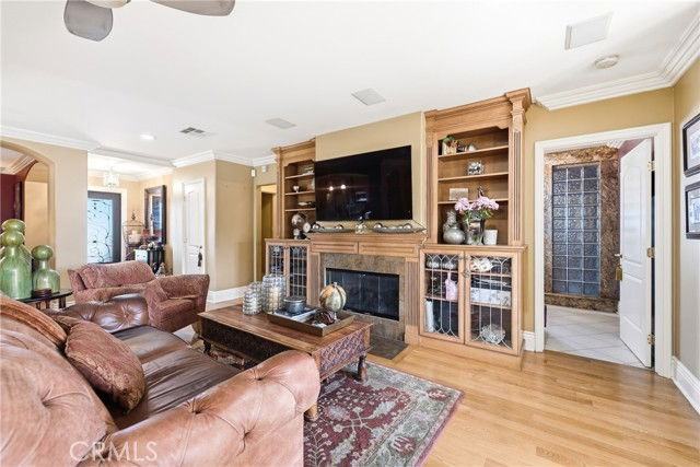 13412 Spinning Ave - Photo 7 of 8