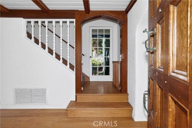 6211 Warner Dr - Photo 2 of 5