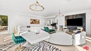 1368 Doheny Pl - Photo 3 of 8