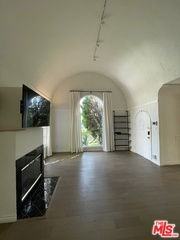 459 S Holt Ave - Photo 4 of 8