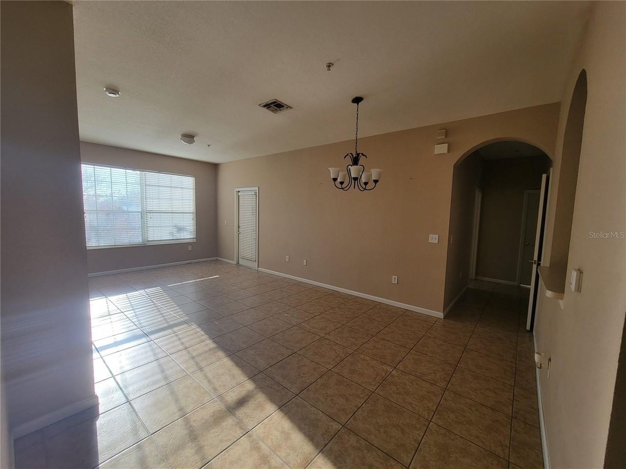 6380 Contessa Dr #305 - Photo 7 of 13