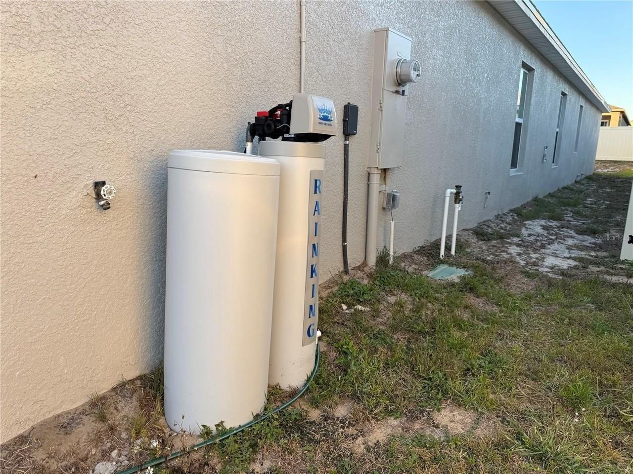 4067 Gardenia Ave - Photo 5 of 11