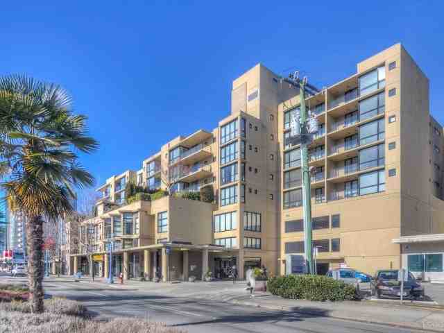 1608-7831 Westminster Highway - Photo 2 of 11