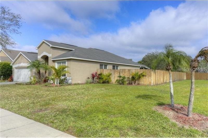 4635 Whispering Wind Ave - Photo 3 of 8