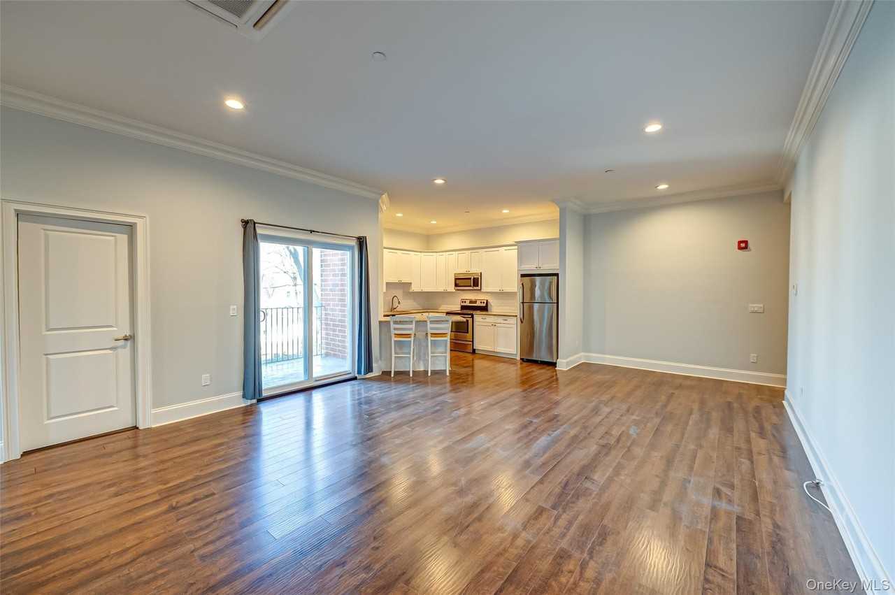 50 - 2F Stewart Avenue unit: 2F #2F - Photo 2 of 12