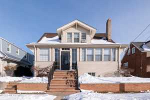 featured image of 684 Amboy Ave