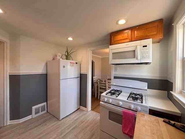 3402 S 57th Ct - Photo 7 of 16