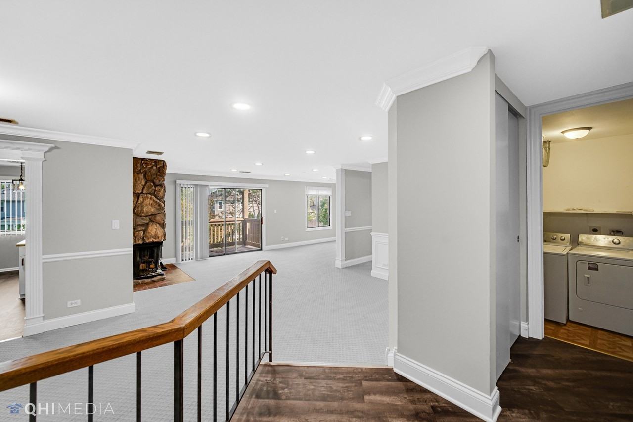 920 Surrey Dr Apt 2b #2B - Photo 6 of 27