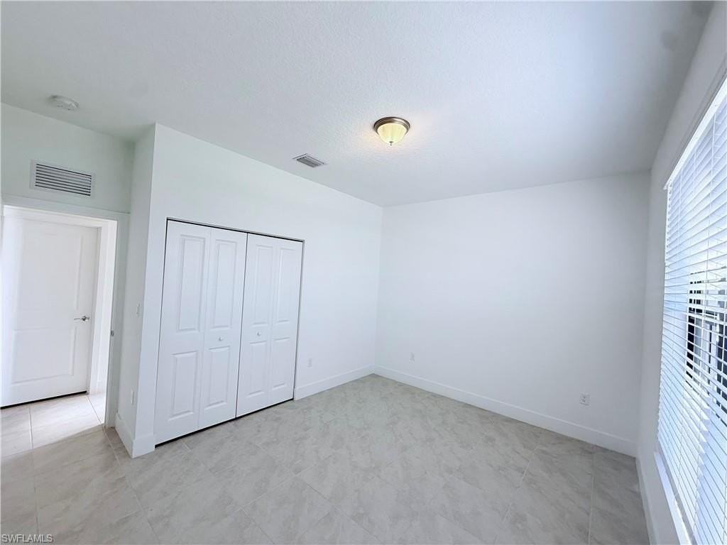 5681 Cassidy Ln - Photo 7 of 25