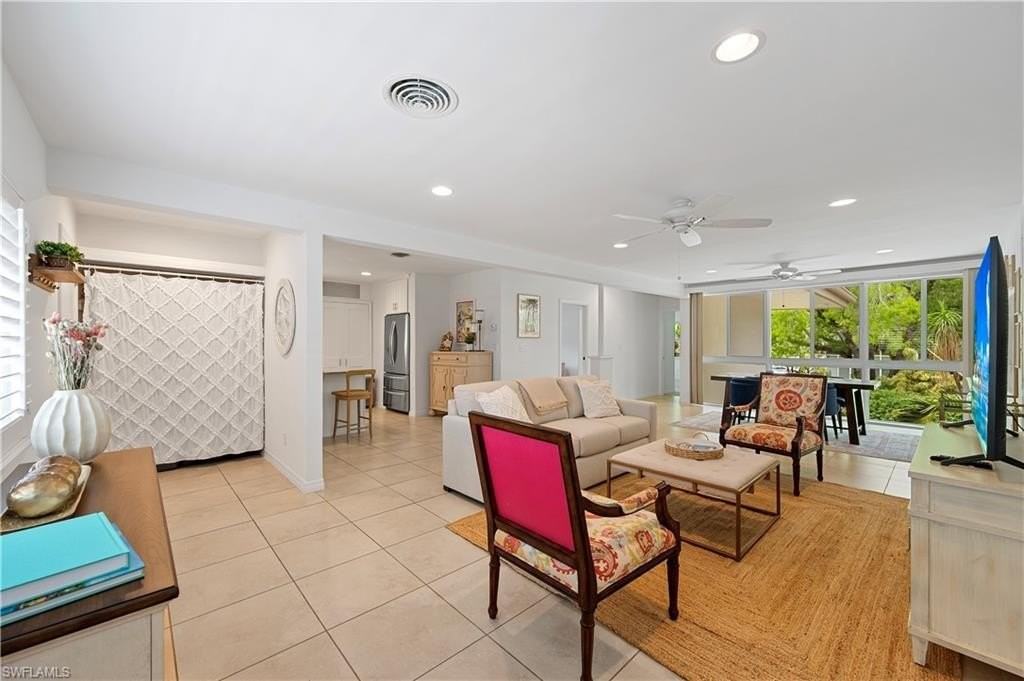 1340 Crayton Rd Unit 4 #4 - Photo 4 of 22