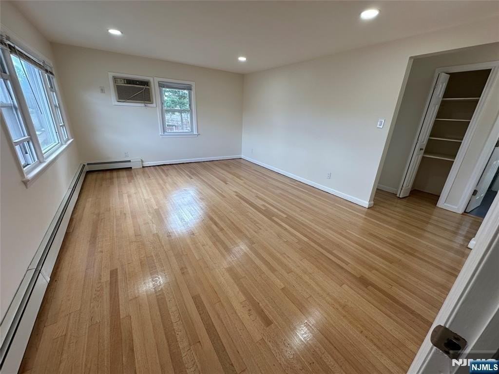 368 New York Ave - Photo 7 of 16