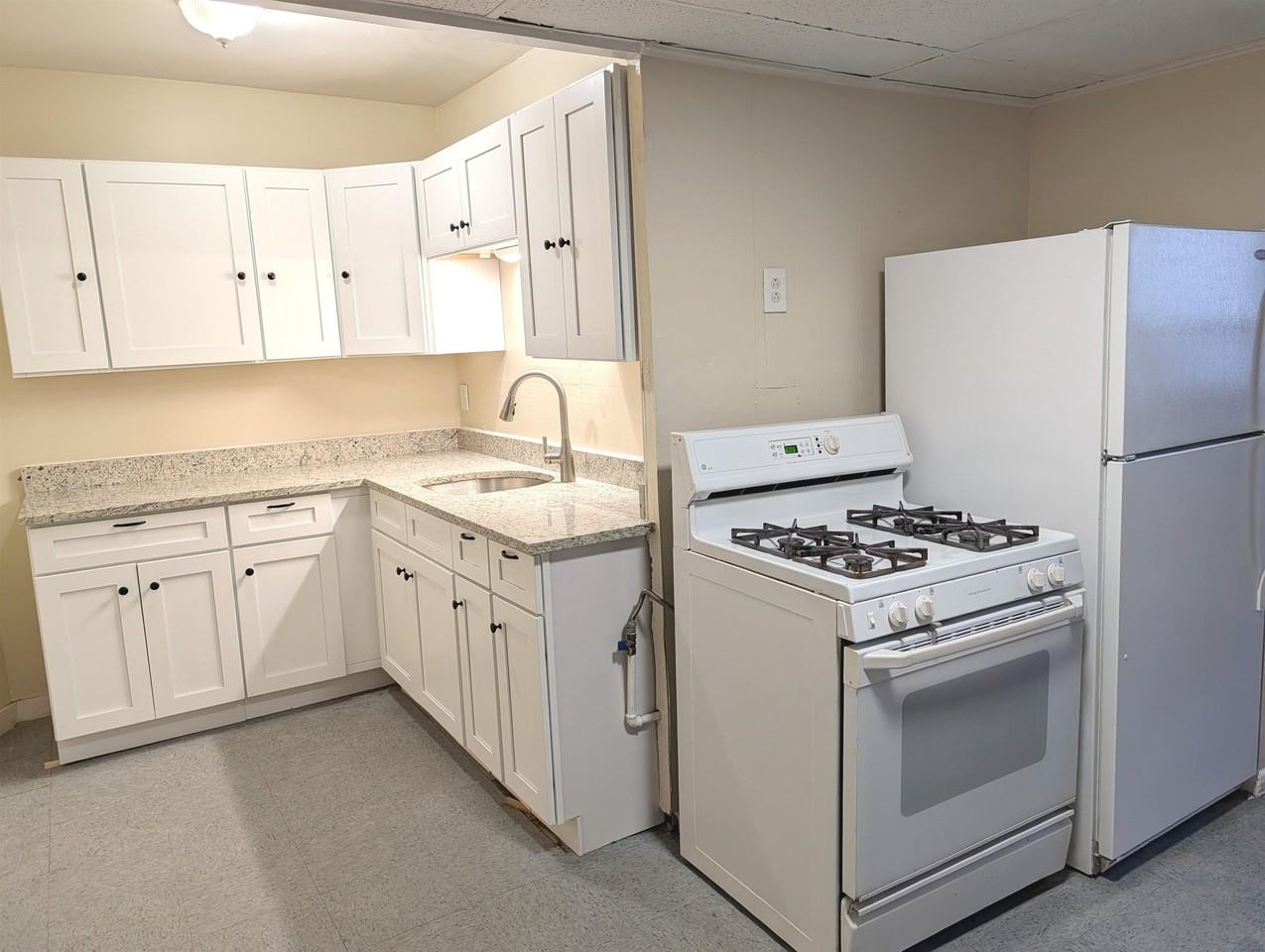 199 Wilson St #2 - Photo 4 of 15