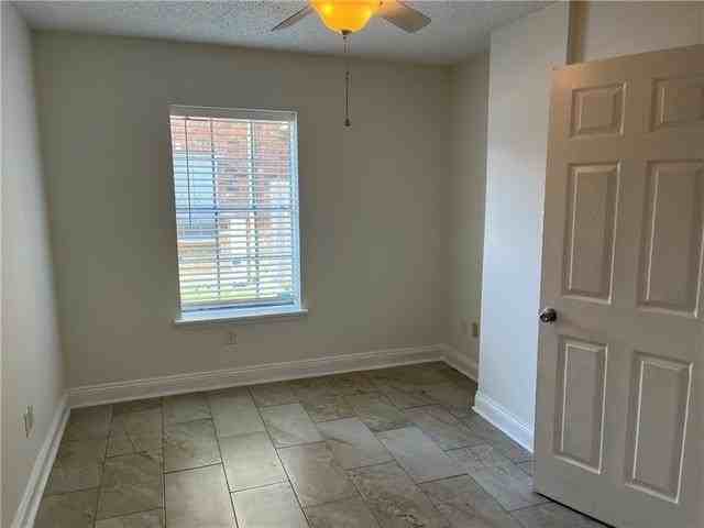 3823 Ridgelake Dr #216 - Photo 4 of 10