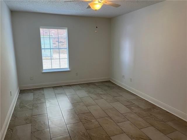 3823 Ridgelake Dr #216 - Photo 5 of 10