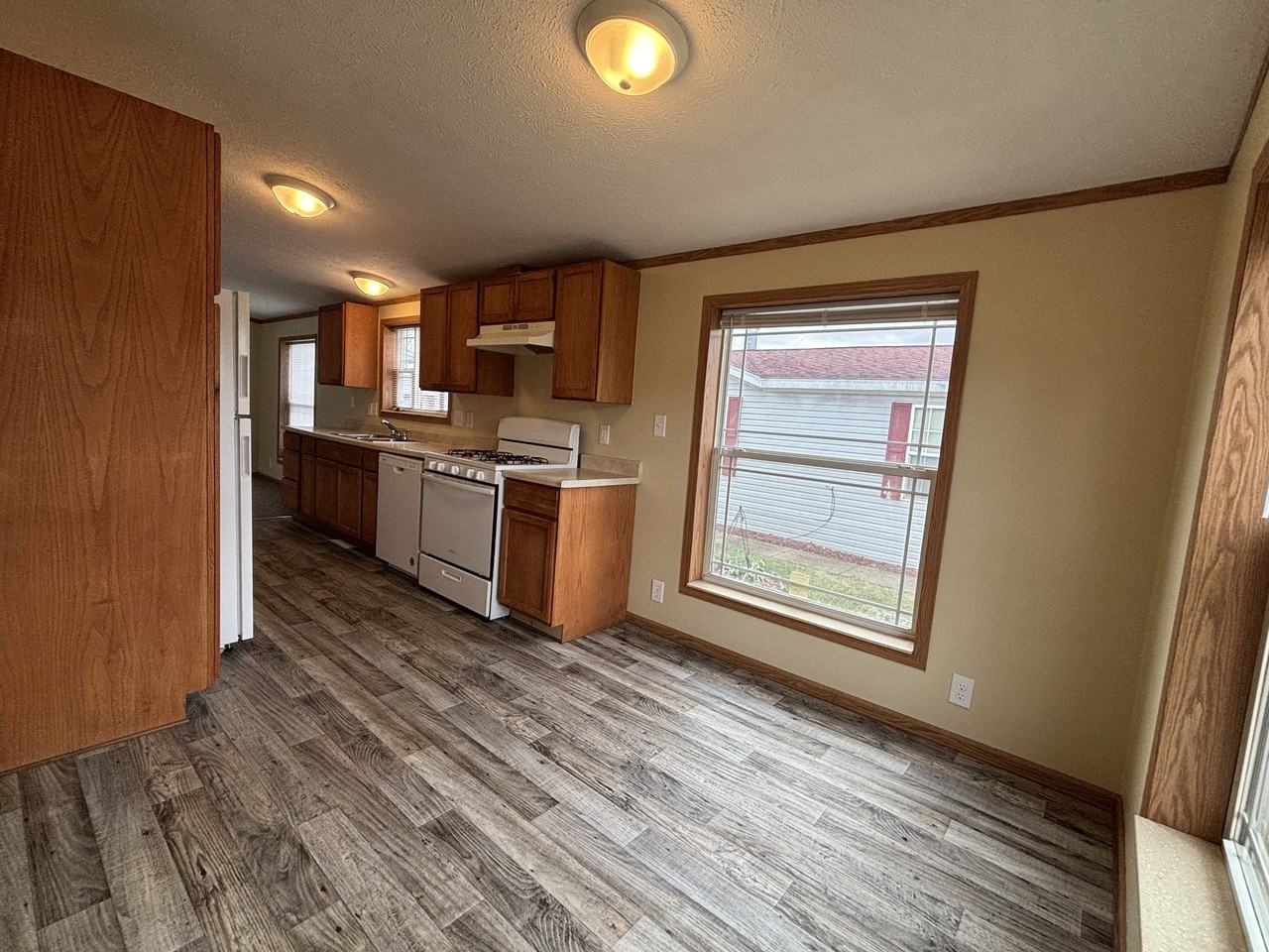 314 Scarlet Oak Lane #314 - Photo 2 of 11