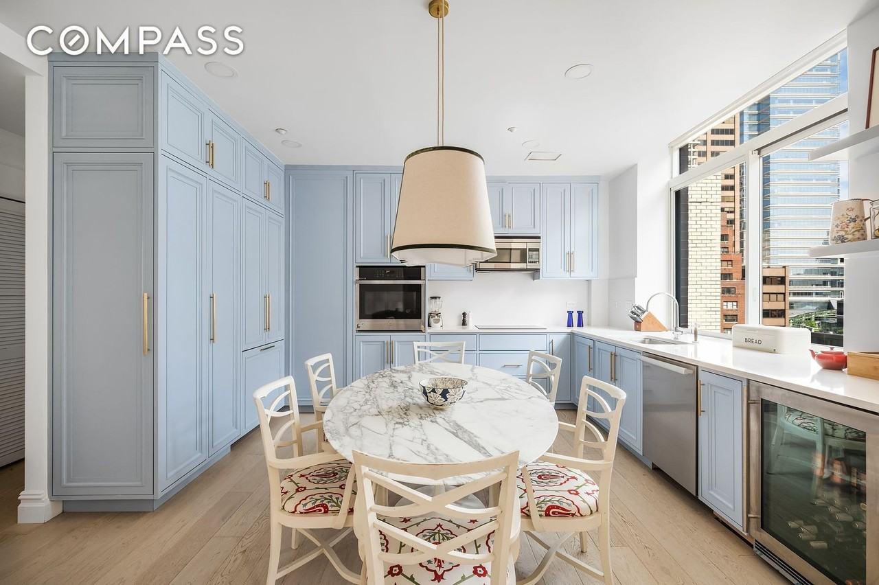 212 E 57th St #11A - Photo 2 of 8