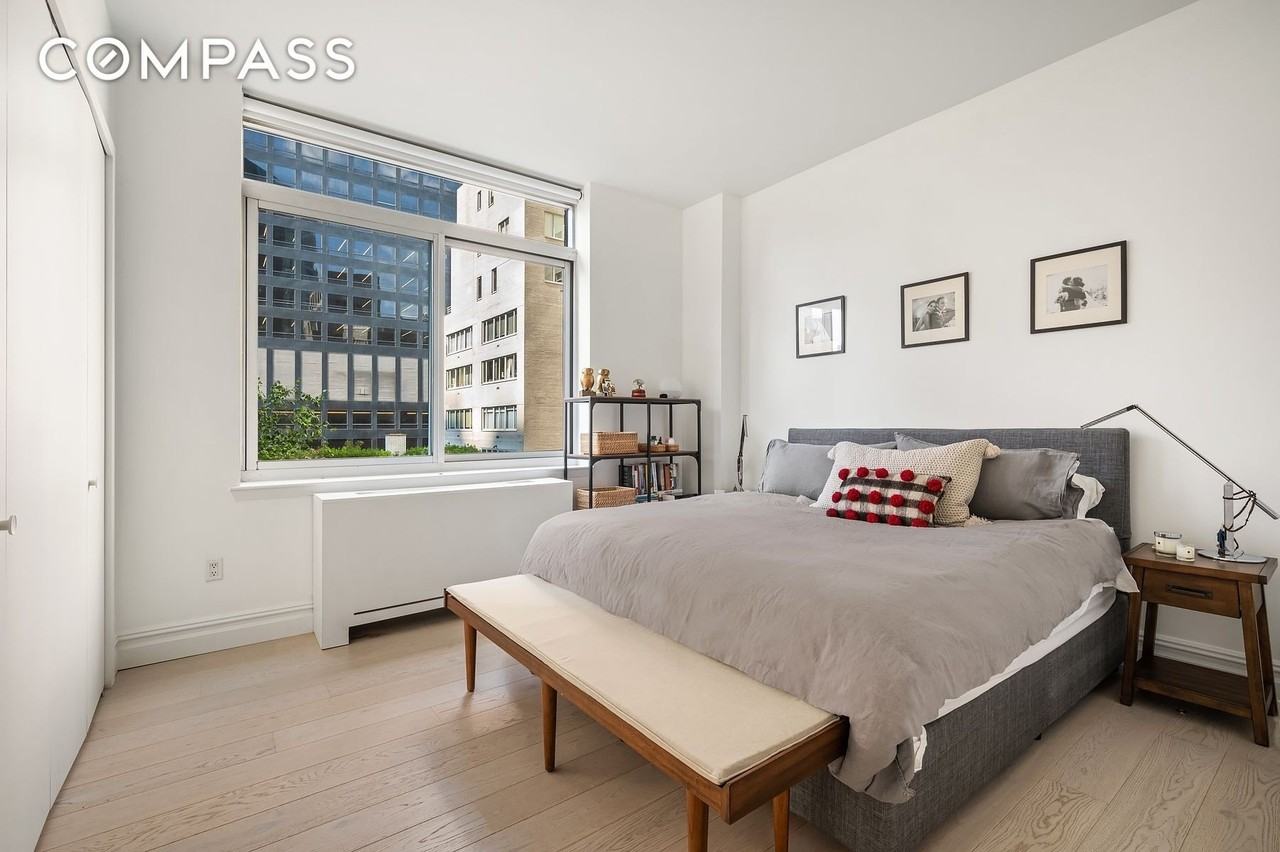 212 E 57th St #11A - Photo 5 of 8