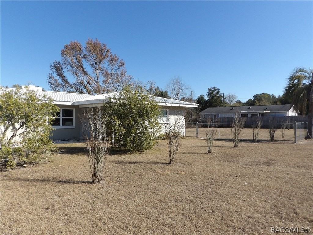 2804 Madison St W - Photo 2 of 18