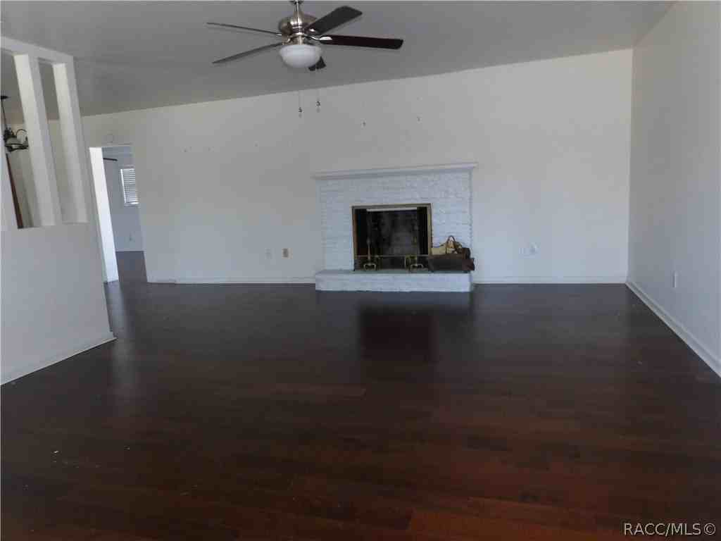 2804 Madison St W - Photo 3 of 18