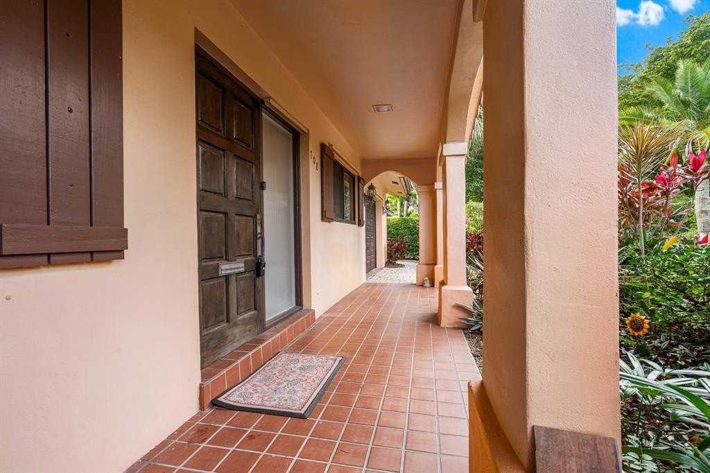 708 Nw 6th Dr - Photo 3 of 9