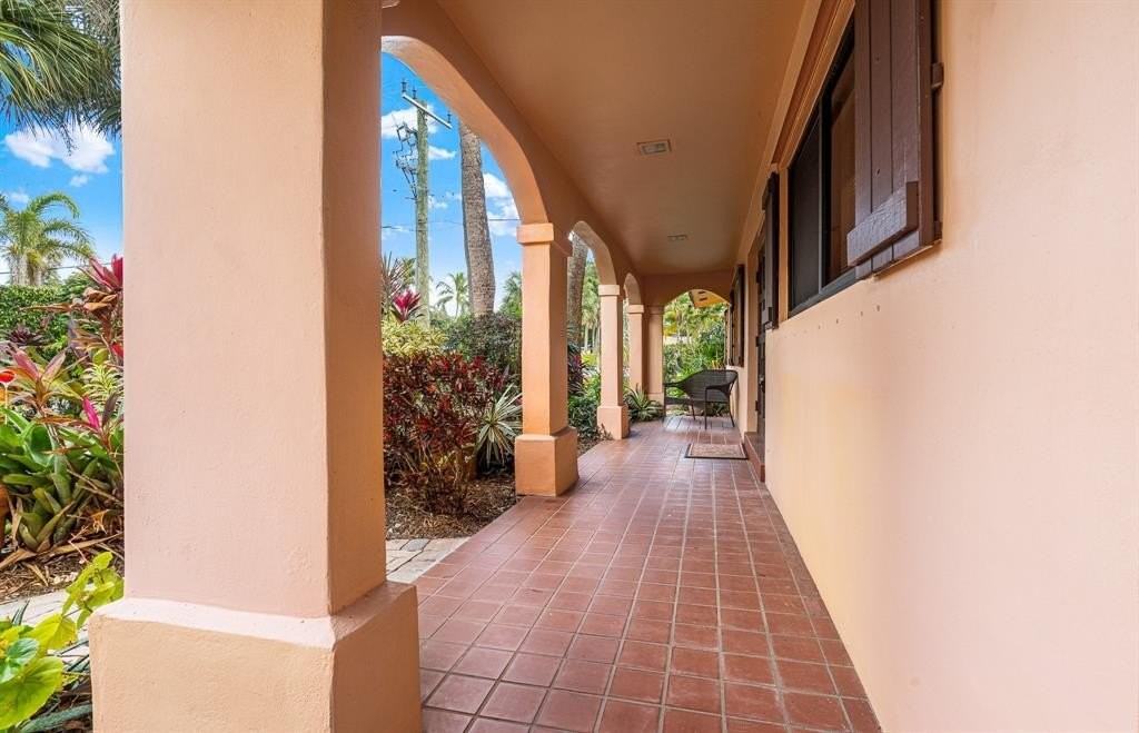 708 Nw 6th Dr - Photo 7 of 9