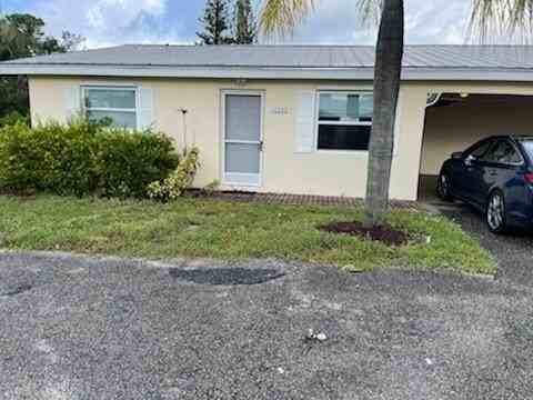 10202 Plant Dr - Photo 3 of 12