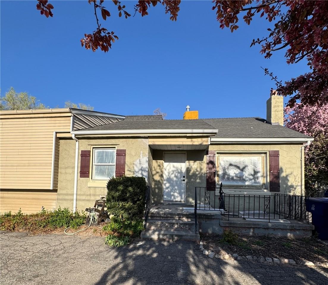 3479 S St - Photo 3 of 16