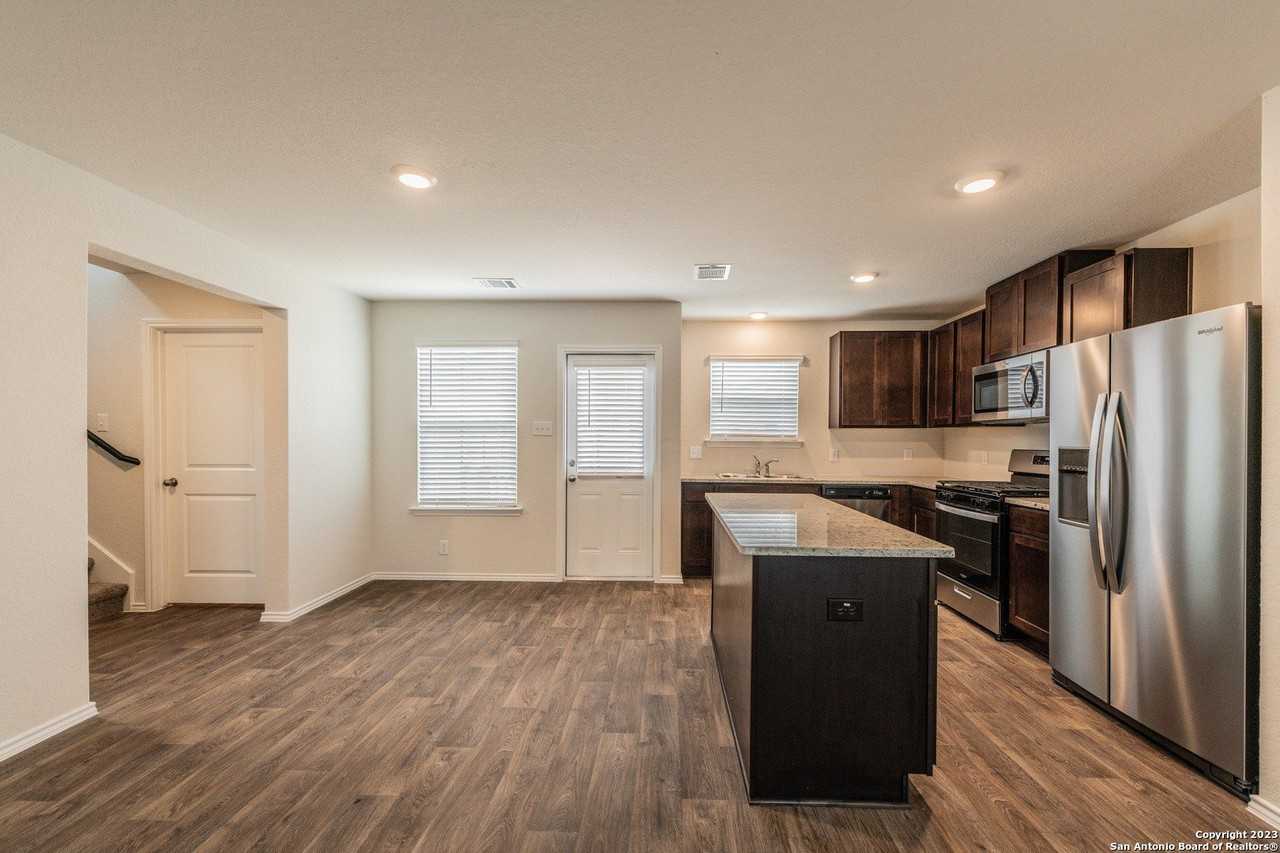 1006 Western Whipbird - Photo 4 of 24