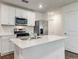 featured image of 13927 San Saba Fls