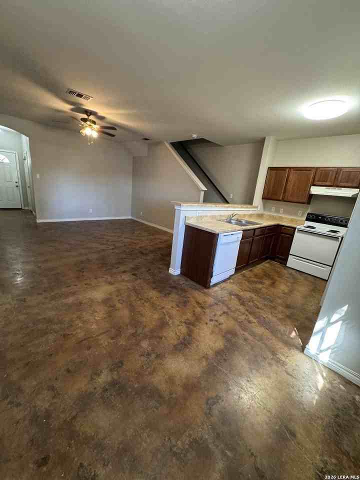 7806 Kingsbury Way Unit 3 #3 - Photo 7 of 16