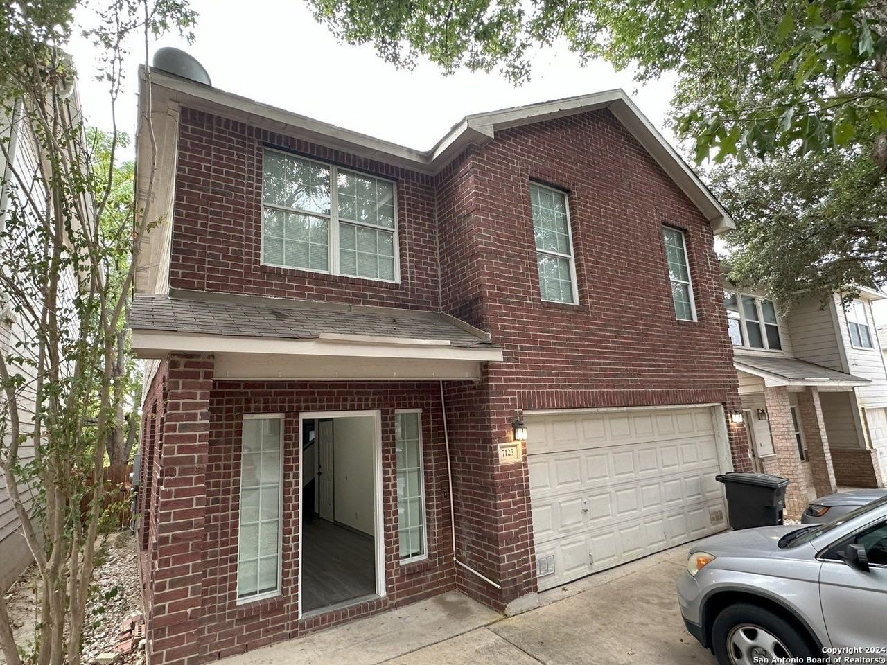 7123 Norman Ln - Photo 2 of 14