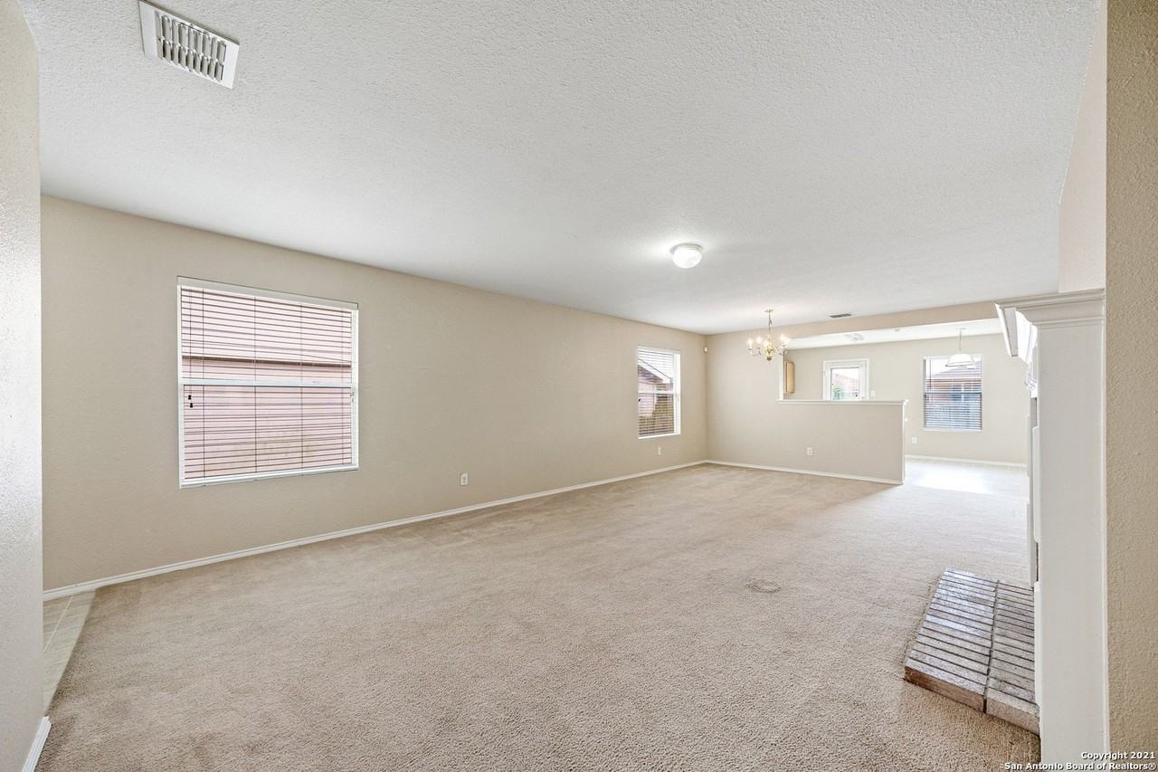 129 Creek Run - Photo 7 of 27