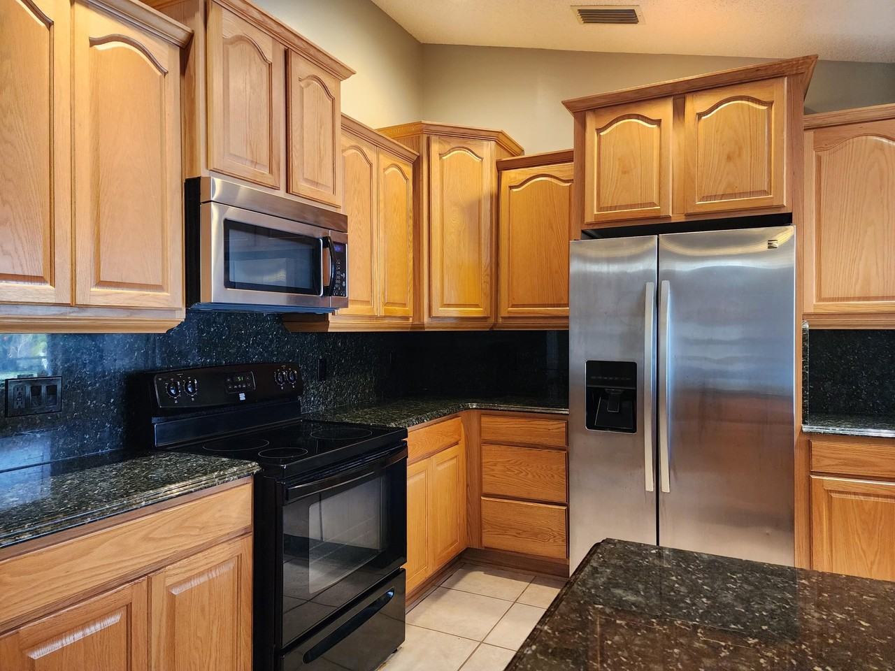 2153 Royal Poinciana Blvd - Photo 5 of 50