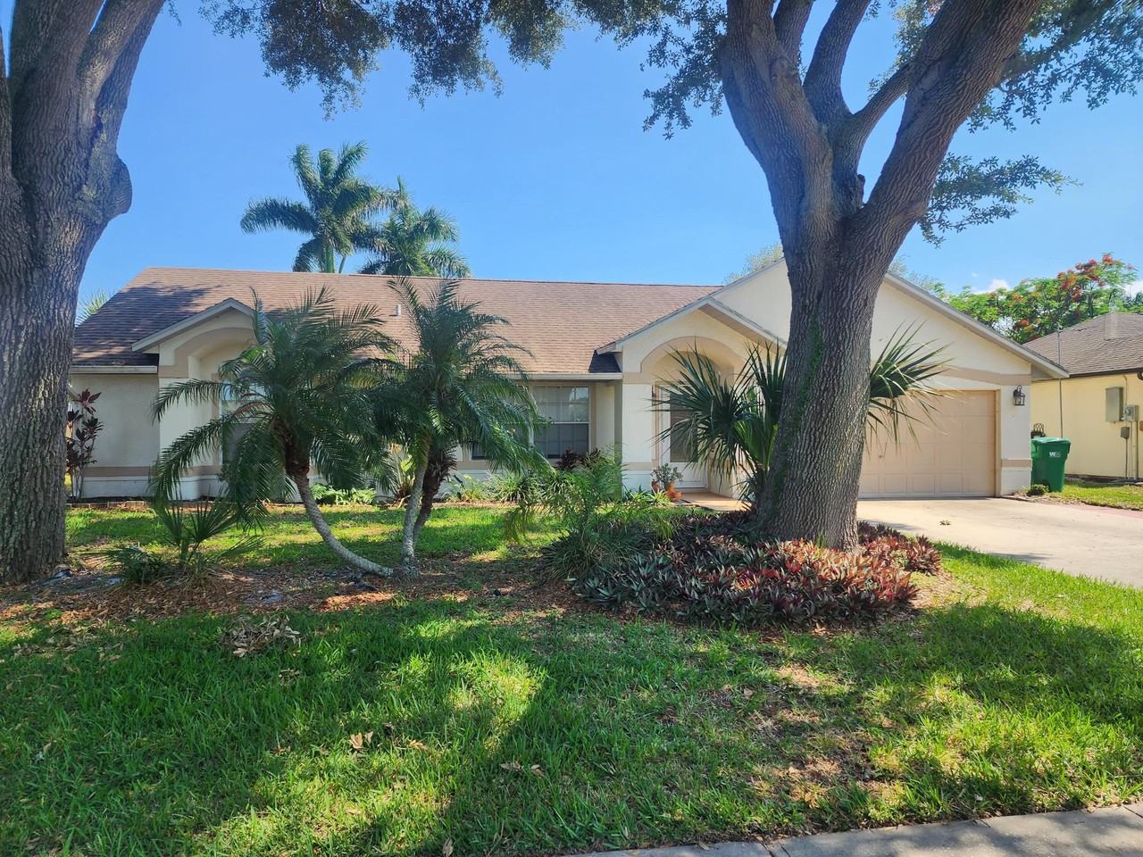 2153 Royal Poinciana Blvd - Photo 7 of 50