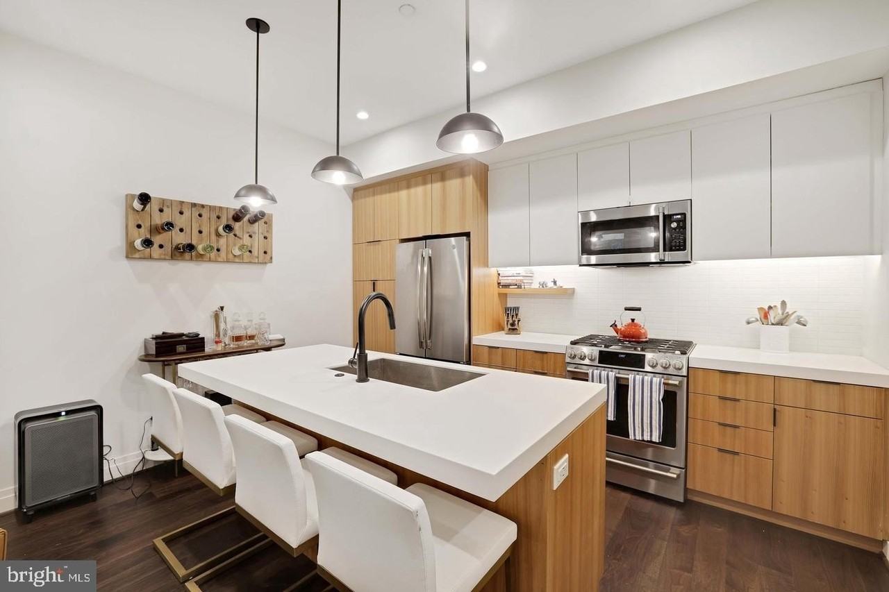 1469 14th St Nw - Photo 2 of 11