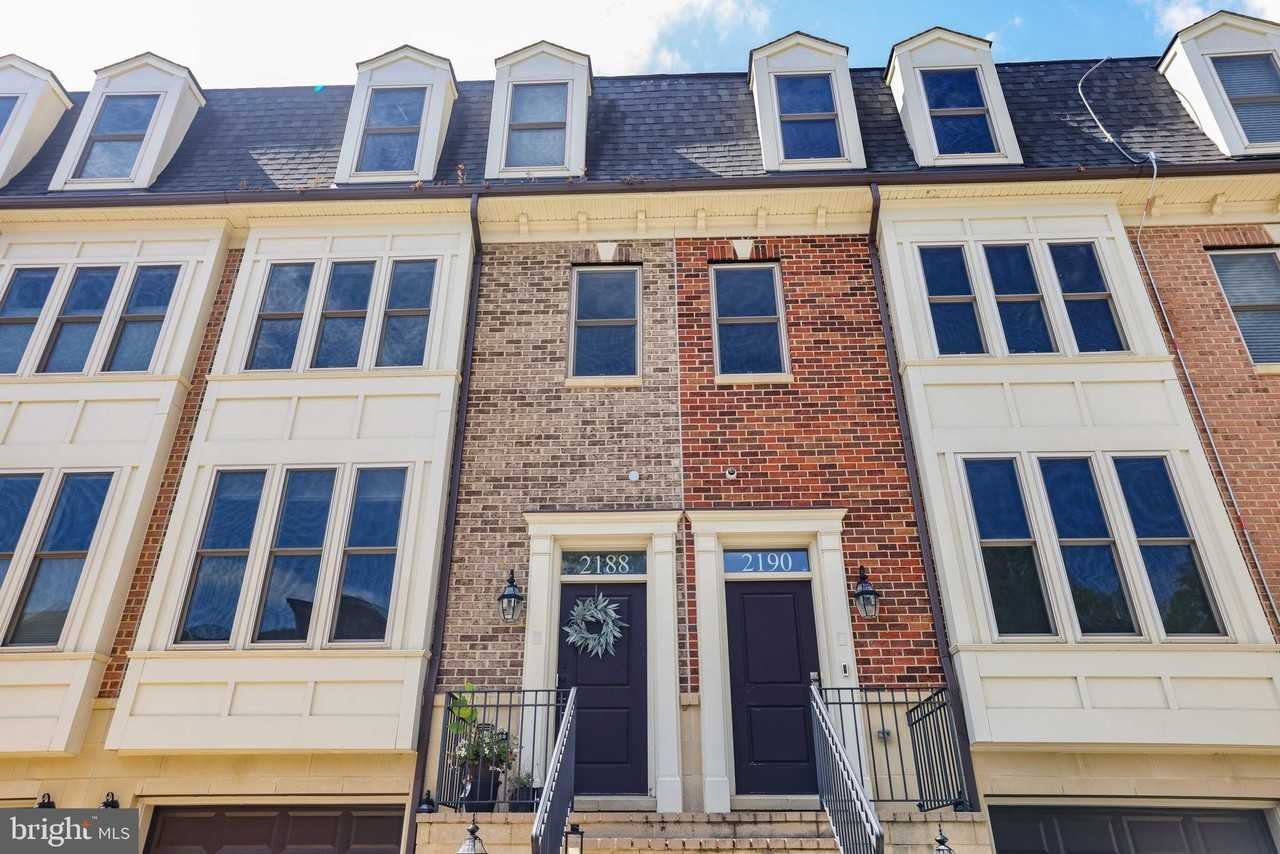 2188 Half Moon Pl Ne