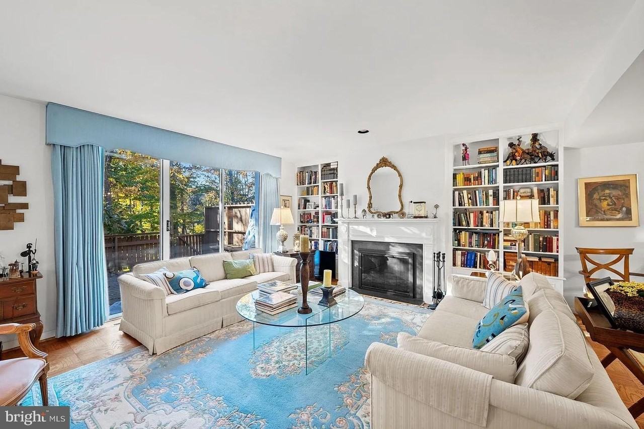 42 Bouton Green Ct - Photo 6 of 32