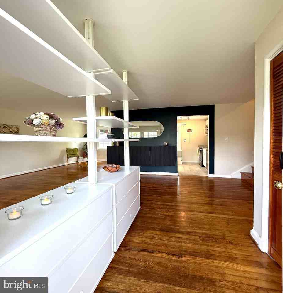 3514 May St - Photo 3 of 33