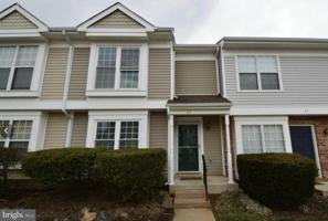 featured image of 22 Essex Sq