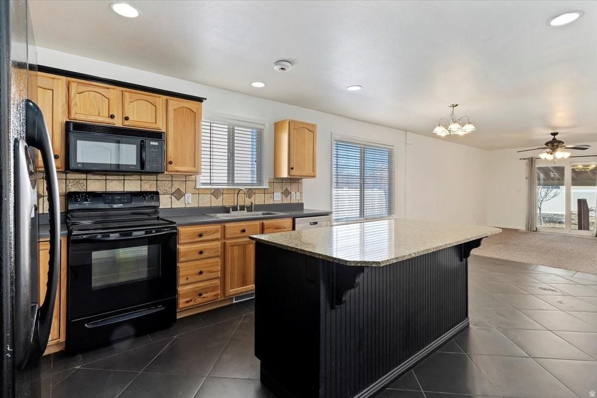 13867 S Mary Loraine Cir - Photo 5 of 14