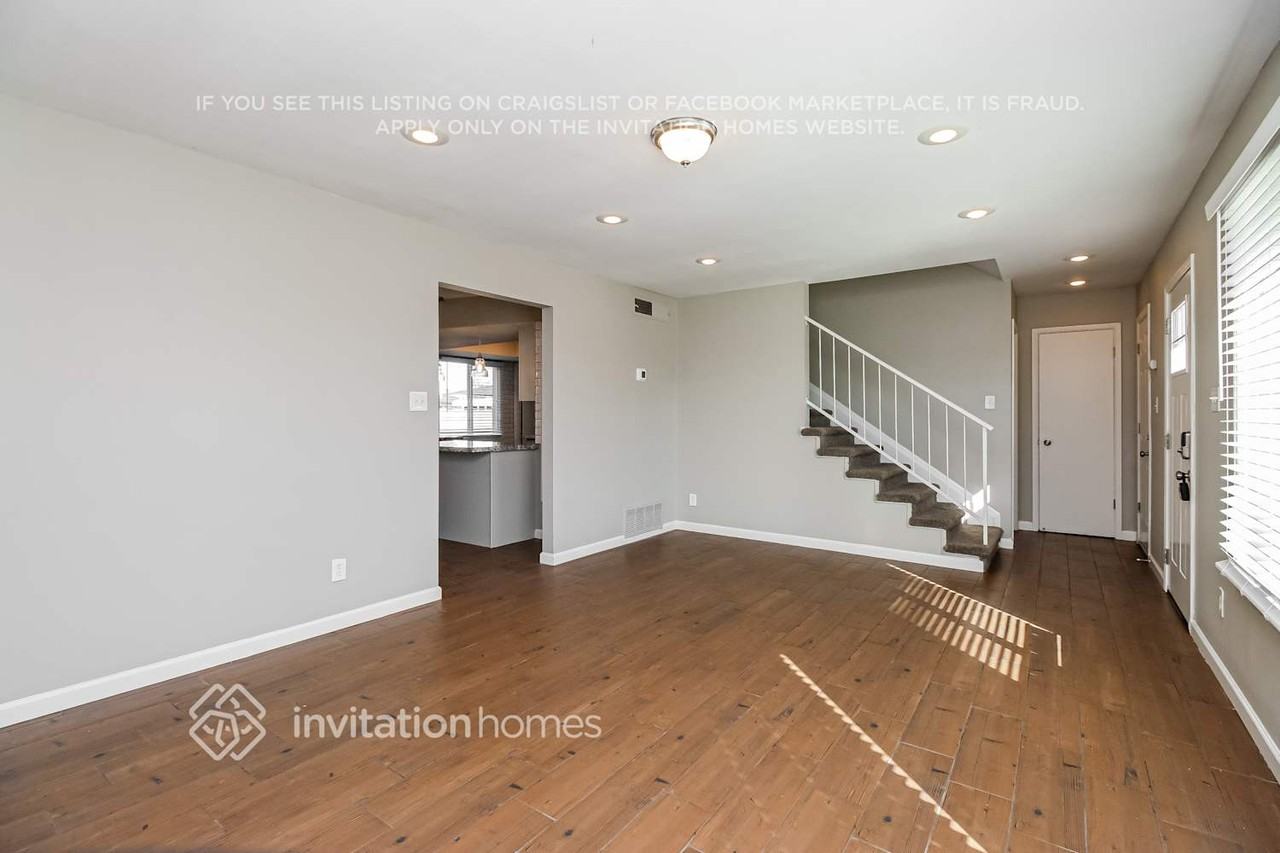 4500 S Grandview Ave - Photo 6 of 18