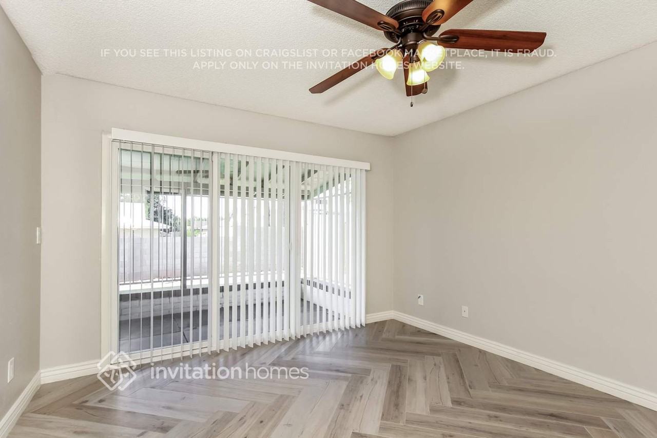 11012 N 47th Ave - Photo 7 of 16