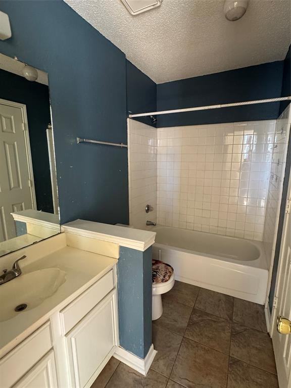 2304 Foothill Rd - Photo 7 of 19