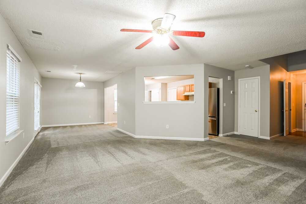 6703 Devongate Ln - Photo 4 of 17