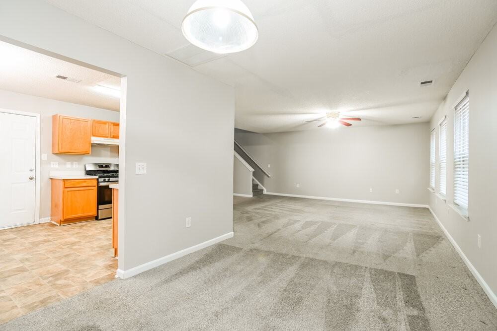 6703 Devongate Ln - Photo 6 of 17