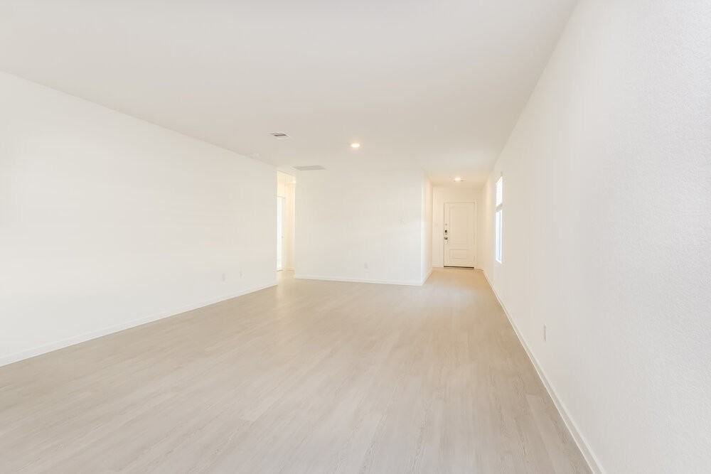 1536 Sunset Ridge Dr - Photo 5 of 16